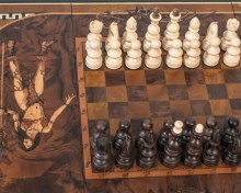 Шахматы в ларце Амазонки